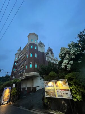 幕張本郷のホテルファミー